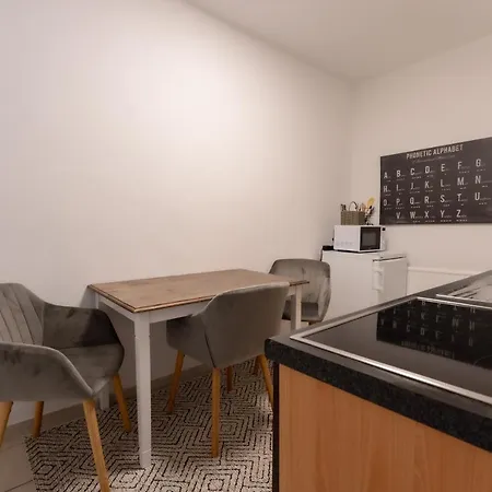 Schoenes 2-Zimmer-Apartment In Sehr Zentraler Lage Nürnberg Exterior foto