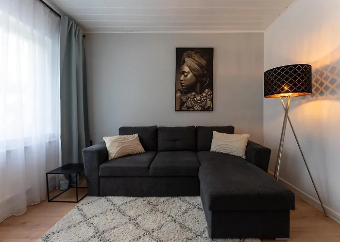 Schoenes 2-Zimmer-Apartment In Sehr Zentraler Lage